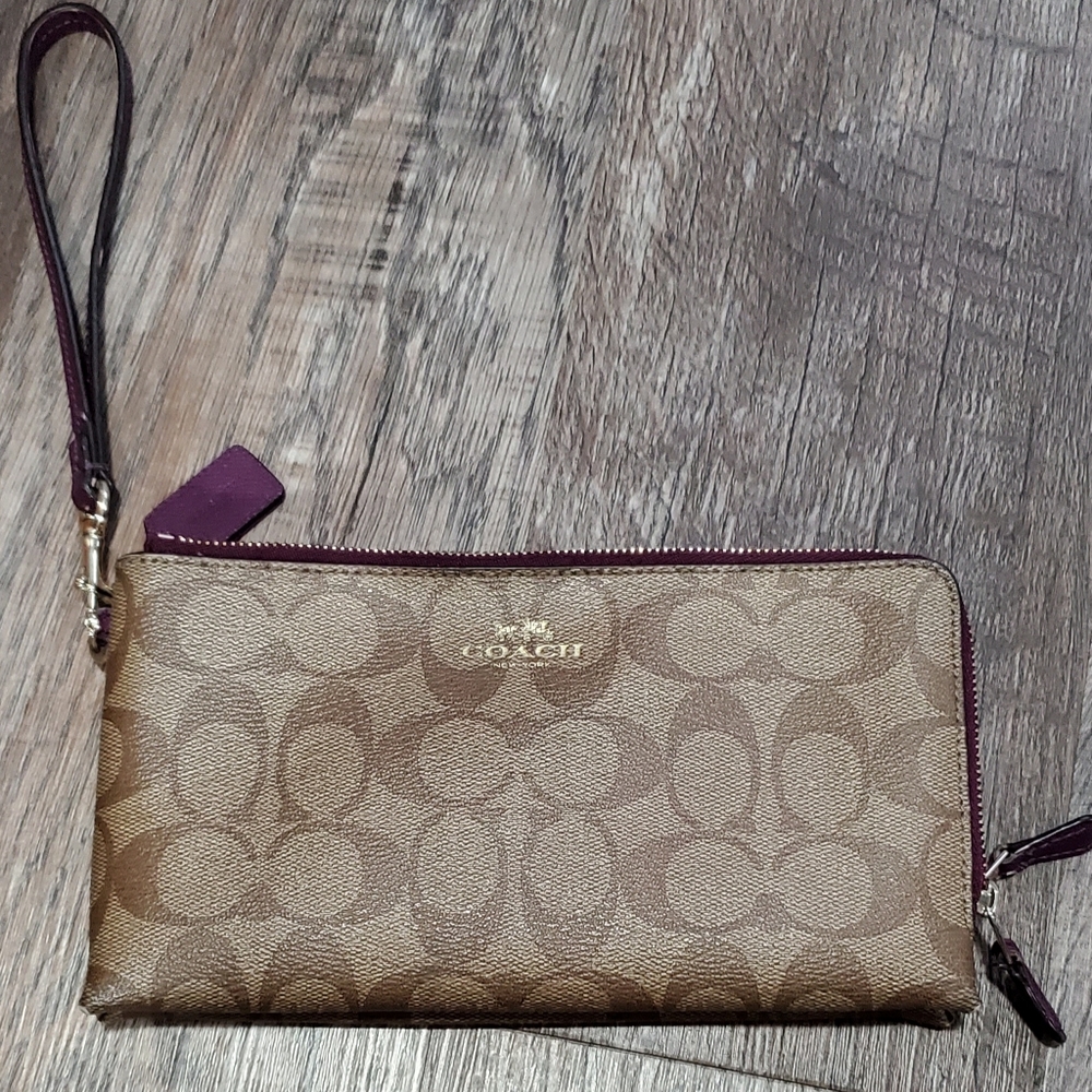 Coach Double-zip PVC wristlet
